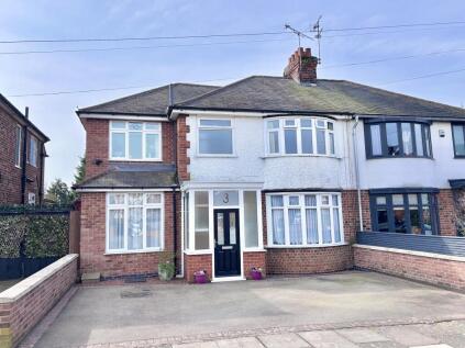 Park Hill Avenue, Leicester, Leicestershire. LE2 8HQ