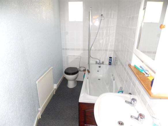 bathroom.JPG
