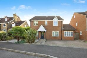 9, Dexter Close, Ashford TN25 4QG