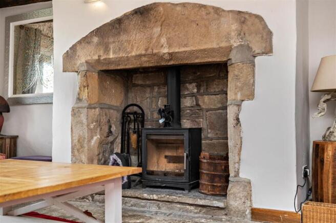2 bed Farm House to rent Image 5