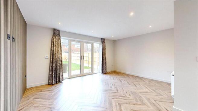 4 bed Terraced for sale Image 11
