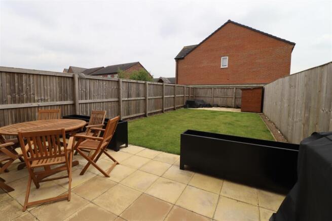 3 bed Semi-Detached for sale Image 10
