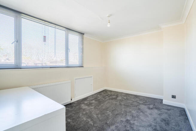 4 bed Terraced for sale Image 10
