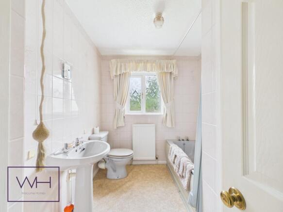 3 bed Detached Bungalow for sale Image 6