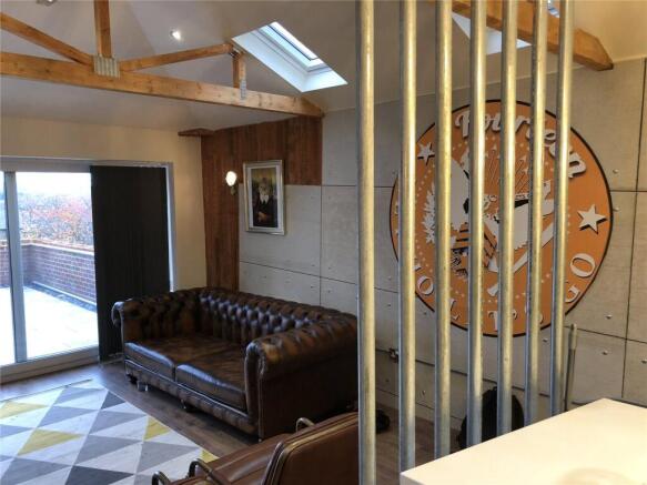 1 bed End of Terrace to rent Image 7