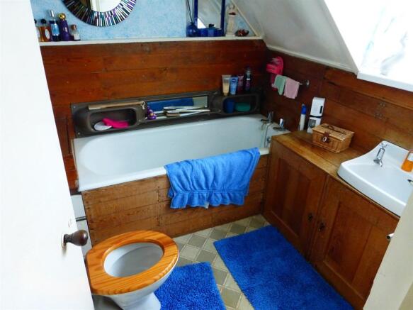 Photo 16