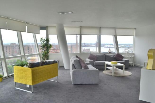 LIVING/DINING ROOM A