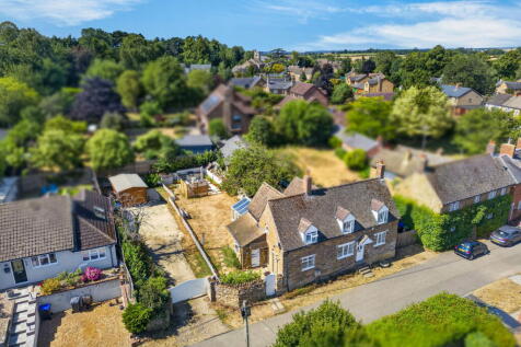Bridle Road, Hannington NN6