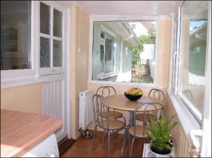 BREAKFAST ROOM