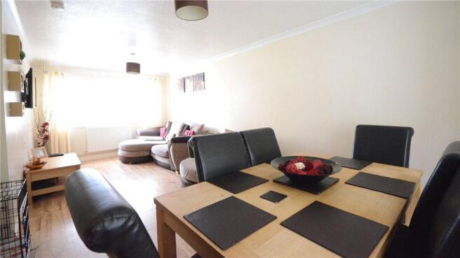 Lounge 2