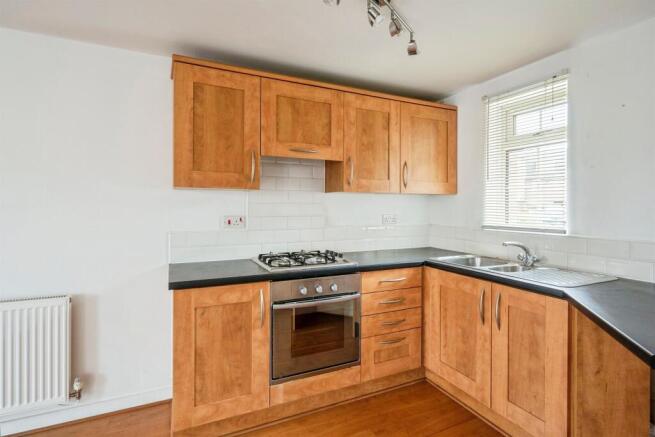 2 bed Apartment for sale Image 8