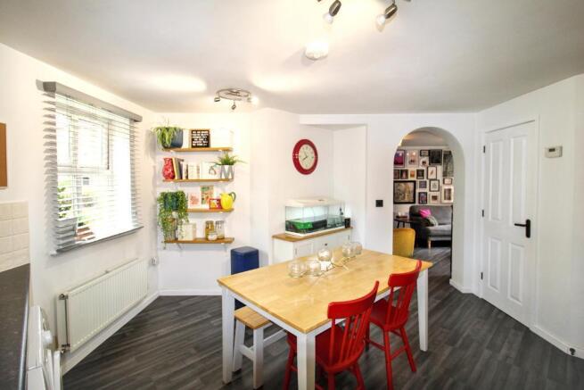 Bridge Farm Walk, Mangotsfield, Bristol, BS16 9LY photo 4