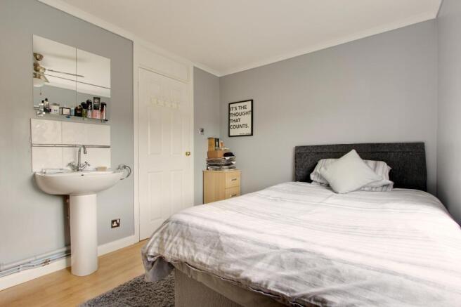 Bedroom 2 (Double)