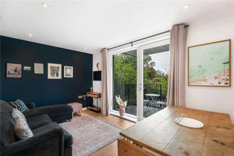 Barrington Road, London, SW9