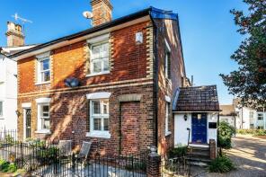 7, Culverden Square, Tunbridge Wells TN4 9NS