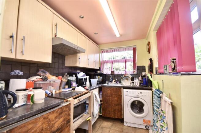 2 bed Terraced for sale Image 5