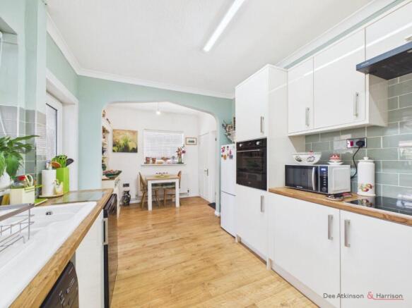 Kitchen/Dining Room