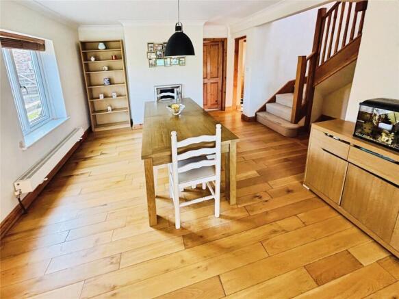 3 bed Semi-Detached for sale Image 6