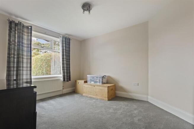 3 bed Semi-Detached Bungalow for sale Image 10