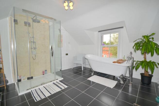 bath2.jpg