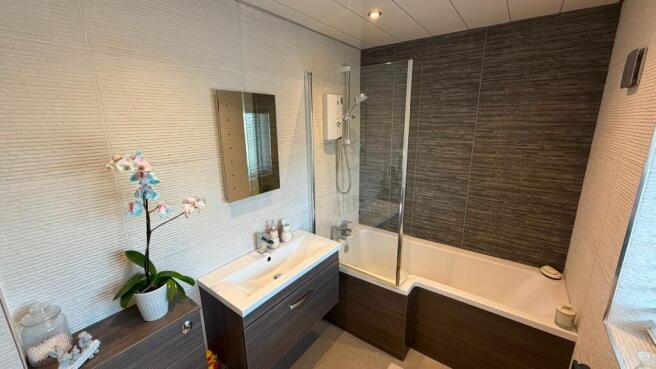 3 bed Detached for sale Image 12