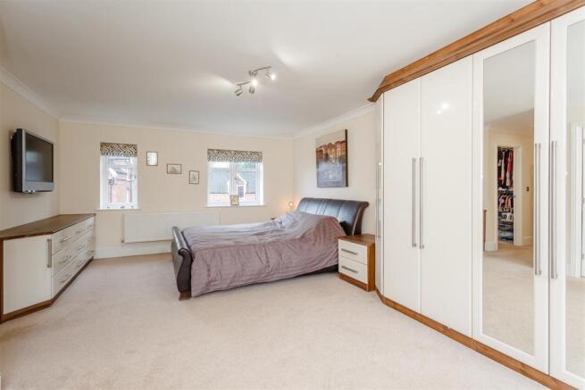 8340636-interior23.jpg
