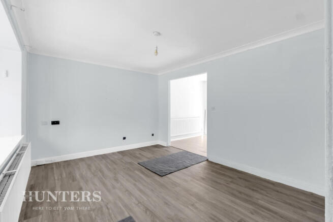 2 bed Semi-Detached for sale Image 5