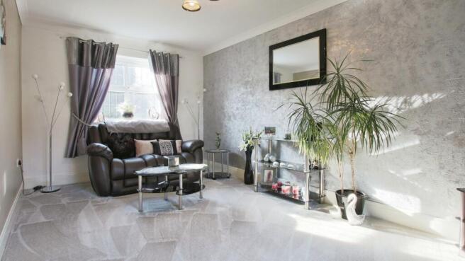 4 bed Detached for sale Image 9