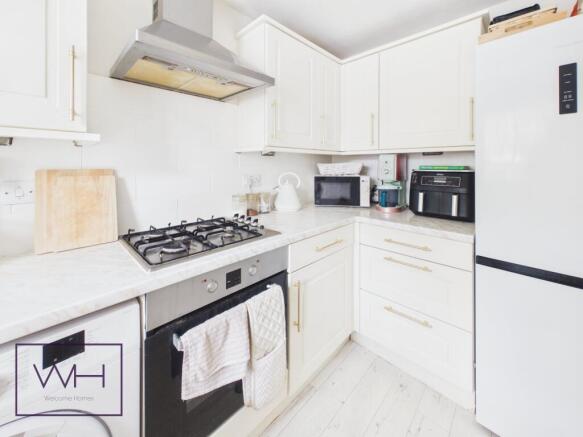 2 bed Mews for sale Image 8