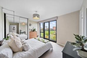 Flat 403, 2 Chadwick Court, Jonzen Walk, London E14 6GS