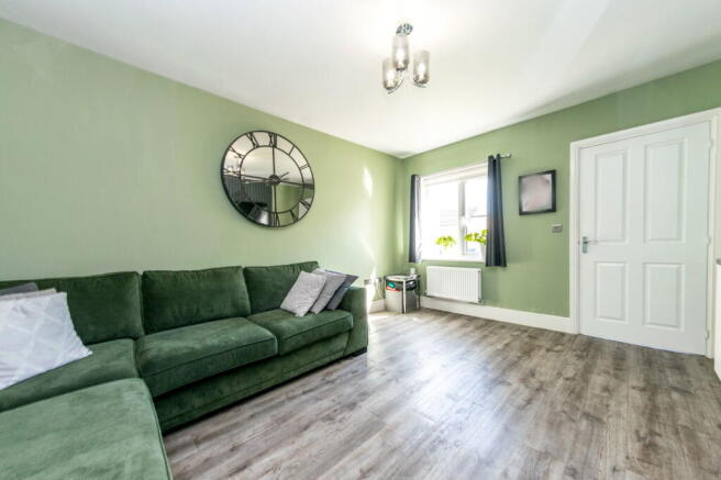 3 bed Detached for sale Image 9