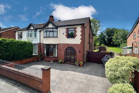 Altrincham Road, Gatley