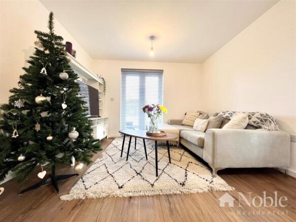 Open Plan Living Kitchen/Dining Area