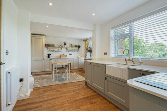 Stretton on Fosse, Moreton-in-Marsh, Warwickshire, GL56 photo 4