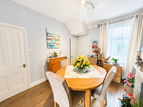 2 bed Terraced for sale Image 5