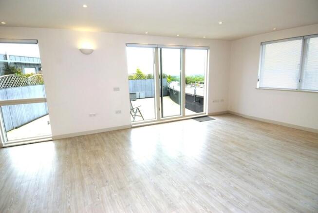 Reception room.