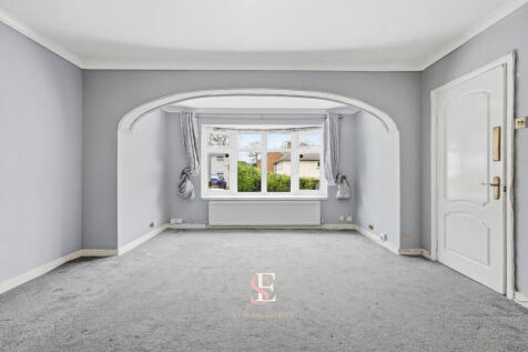 Forest Avenue, Chigwell, Essex