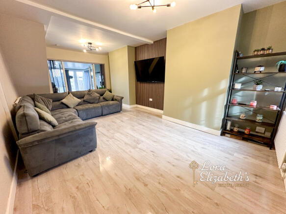 Vale Drive, Shirebrook, NG20 photo 4