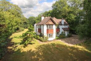 Hill Top, Hempstead Road, Bovingdon, Hemel Hempstead HP3 0DS