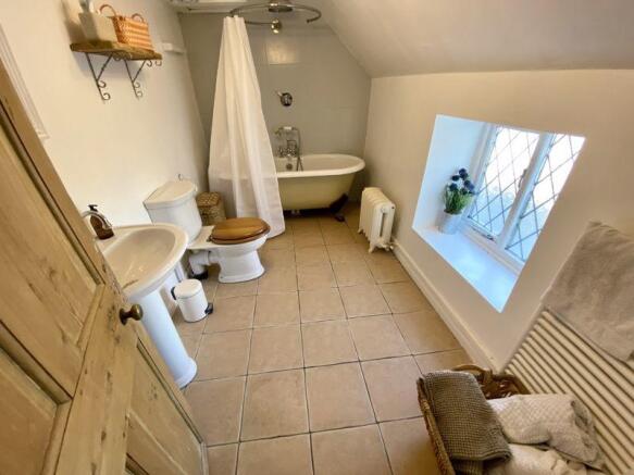 Photo 12