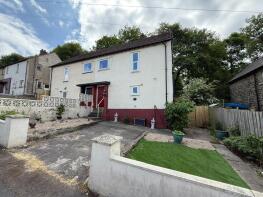 2, Reins Avenue, Baildon BD17 7NT
