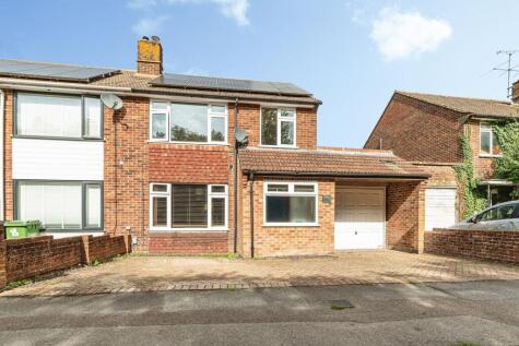 Hawthorn Way, Basingstoke, Hampshire, RG23