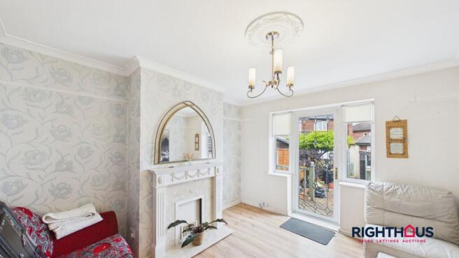 3 bed Semi-Detached to rent Image 6
