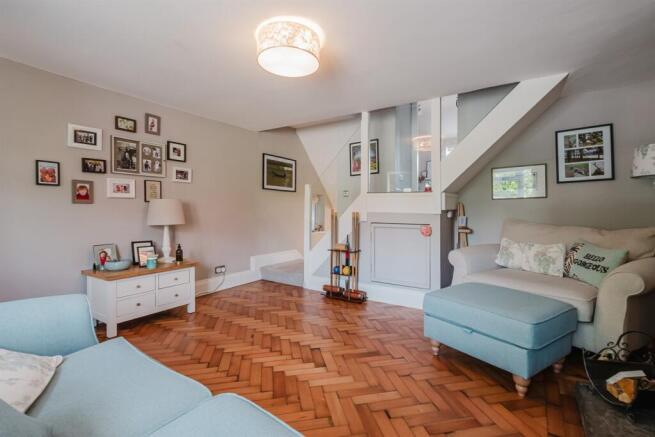 Mobberley Road, Knutsford photo 4