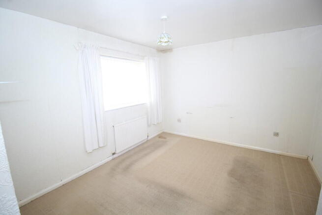 3 bed Town House for sale Image 9