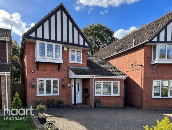 4-bed detached on Halleys Way, DUNSTABLE, £400,000