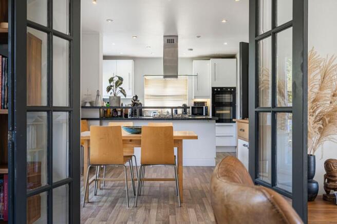 Dining/Kitchen