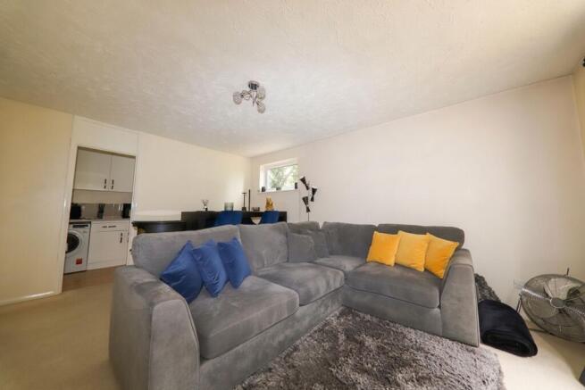 2026 - Living Room (3)(E)