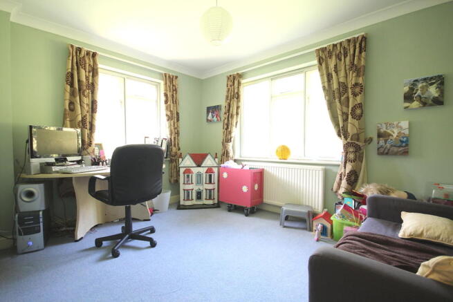 Photo 10