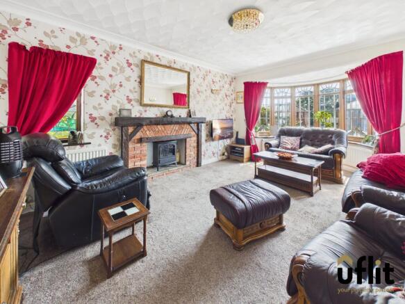 2 bed Detached Bungalow for sale Image 2